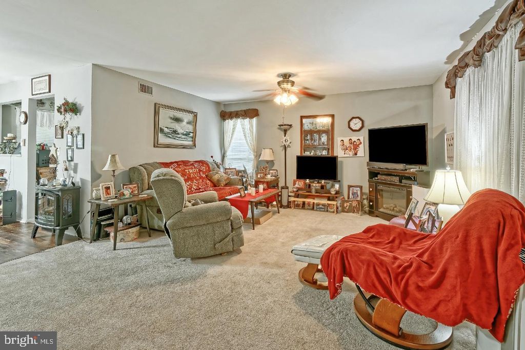 105 BUCKINGHAM DR, Southampton Twp, NJ 08088 — photo 5