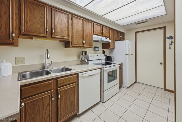 7757 Brittanney Drive, North Canton, OH 44720