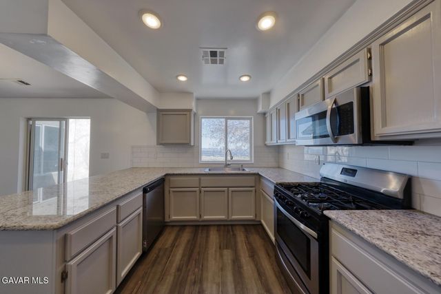 26801 Cabriolet Court, Tehachapi, CA 93561