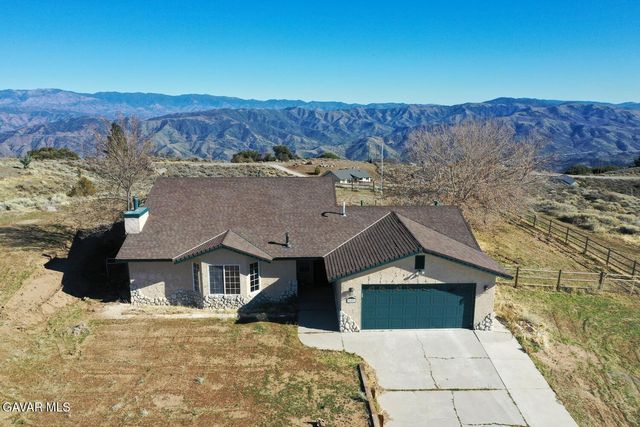 26801 Cabriolet Court, Tehachapi, CA 93561