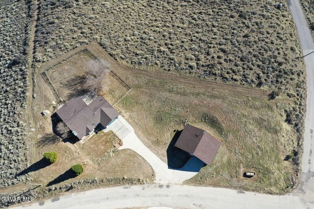 26801 Cabriolet Court, Tehachapi, CA 93561