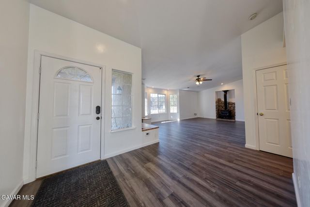 26801 Cabriolet Court, Tehachapi, CA 93561