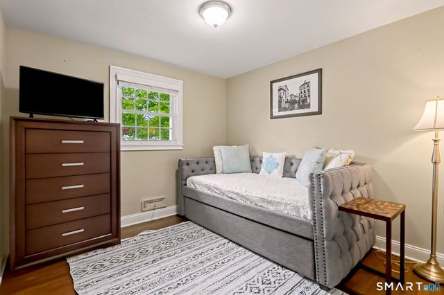 125 Pepperidge Circle, Fairfield, CT 06824