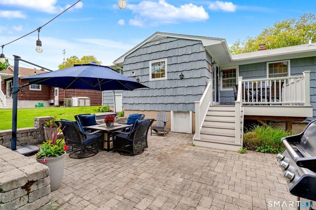 125 Pepperidge Circle, Fairfield, CT 06824