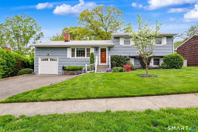 125 Pepperidge Circle, Fairfield, CT 06824