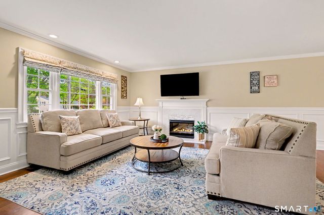 125 Pepperidge Circle, Fairfield, CT 06824