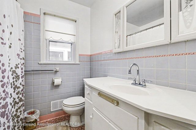 567 E South Street, Mason, MI 48854