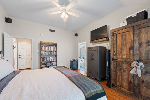 1618 Hyde Park Boulevard, Cleburne, TX 76033
