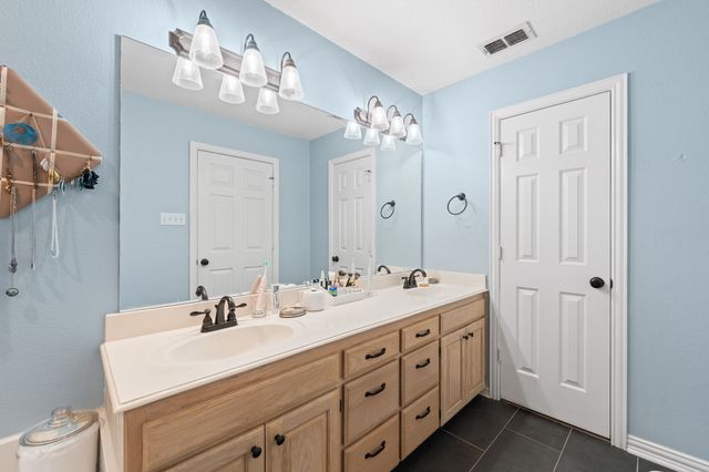 1618 Hyde Park Boulevard, Cleburne, TX 76033