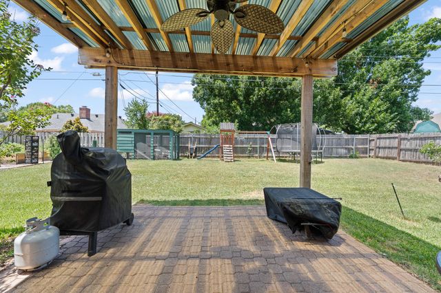 1618 Hyde Park Boulevard, Cleburne, TX 76033