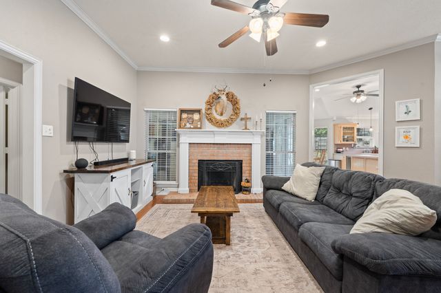 1618 Hyde Park Boulevard, Cleburne, TX 76033