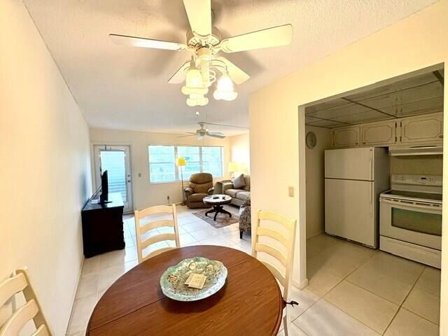 116 Windsor F, West Palm Beach, FL 33417