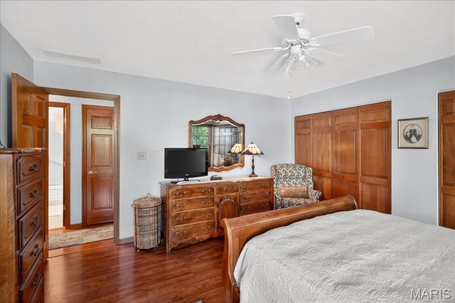 313 Hickory Bend, Belleville, IL 62223
