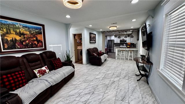 895 Midway Avenue, Decatur, AR 72722