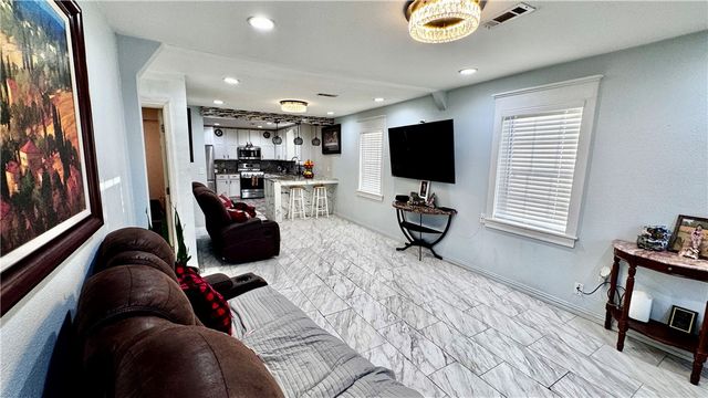 895 Midway Avenue, Decatur, AR 72722