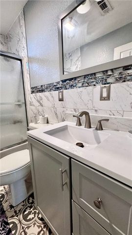 895 Midway Avenue, Decatur, AR 72722