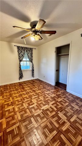 895 Midway Avenue, Decatur, AR 72722