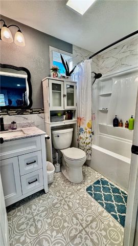 895 Midway Avenue, Decatur, AR 72722