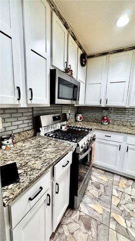 895 Midway Avenue, Decatur, AR 72722