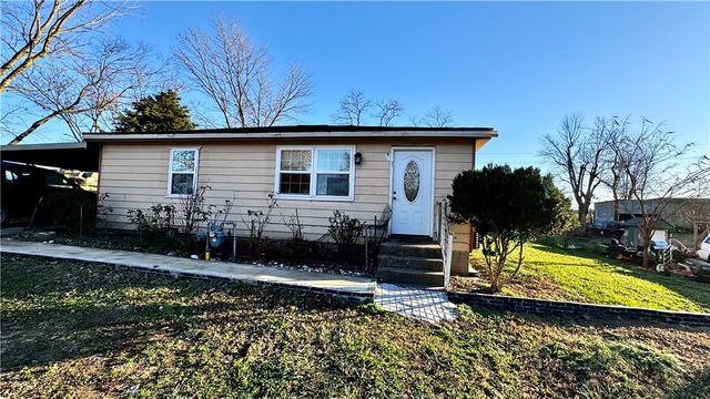 895 Midway Avenue, Decatur, AR 72722