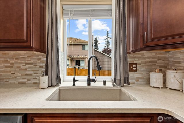 10019 SE 244th Court, Kent, WA 98030