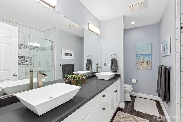 10019 SE 244th Court, Kent, WA 98030