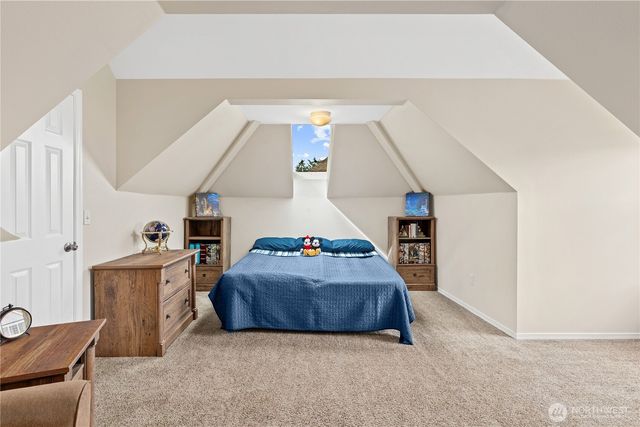10019 SE 244th Court, Kent, WA 98030
