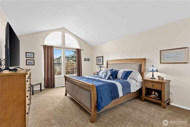10019 SE 244th Court, Kent, WA 98030