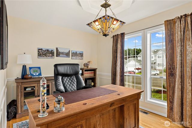10019 SE 244th Court, Kent, WA 98030