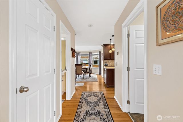 10019 SE 244th Court, Kent, WA 98030