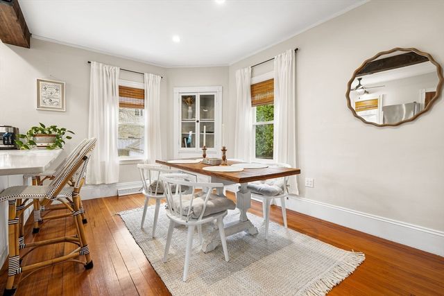 11 Draper Rd, Framingham, MA 01702