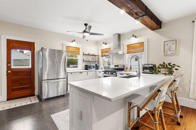 11 Draper Rd, Framingham, MA 01702