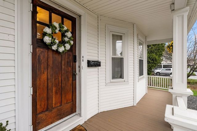 11 Draper Rd, Framingham, MA 01702