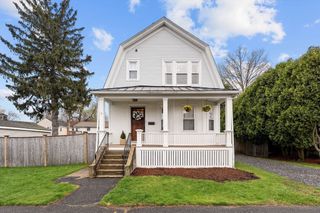 11 Draper Rd, Framingham, MA 01702