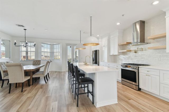 1464 HARBOUR WALK ROAD, Tampa, FL 33602