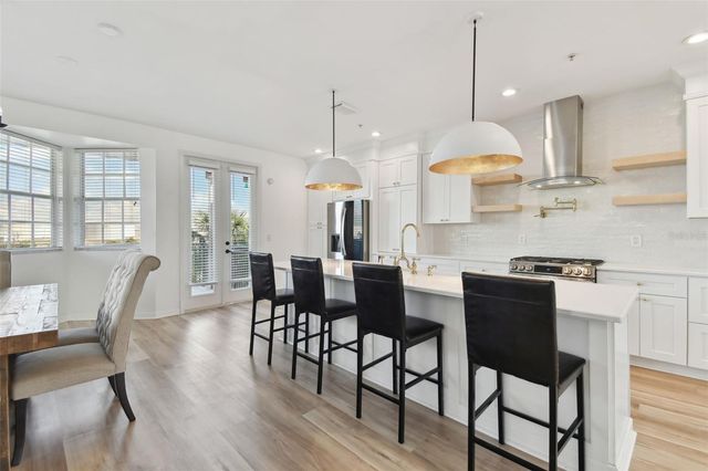 1464 HARBOUR WALK ROAD, Tampa, FL 33602