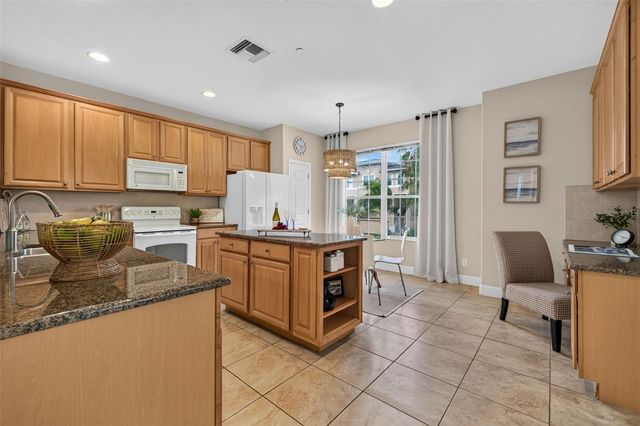 7172 ISLAMORADA CIRCLE, Seminole, FL 33777