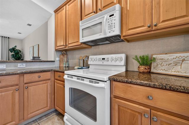 7172 ISLAMORADA CIRCLE, Seminole, FL 33777