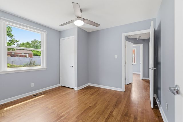 353 Melpar Dr, Nashville, TN 37211