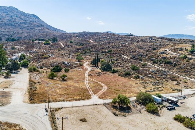 40580 Newport Road, Hemet, CA 92544