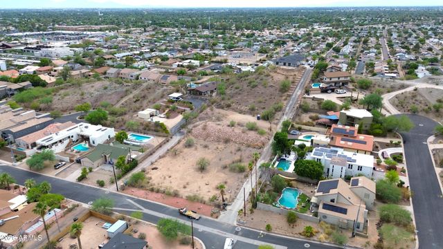 8220 8230 N 14th Street -, Phoenix, AZ 85020