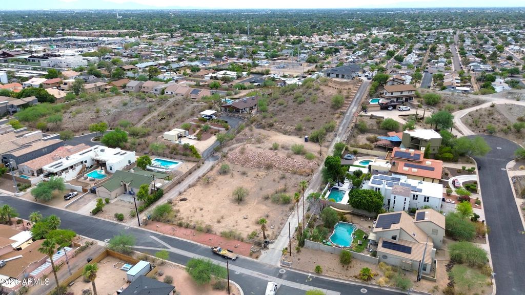 8220 8230 N 14th Street -, Phoenix, AZ 85020 — photo 2