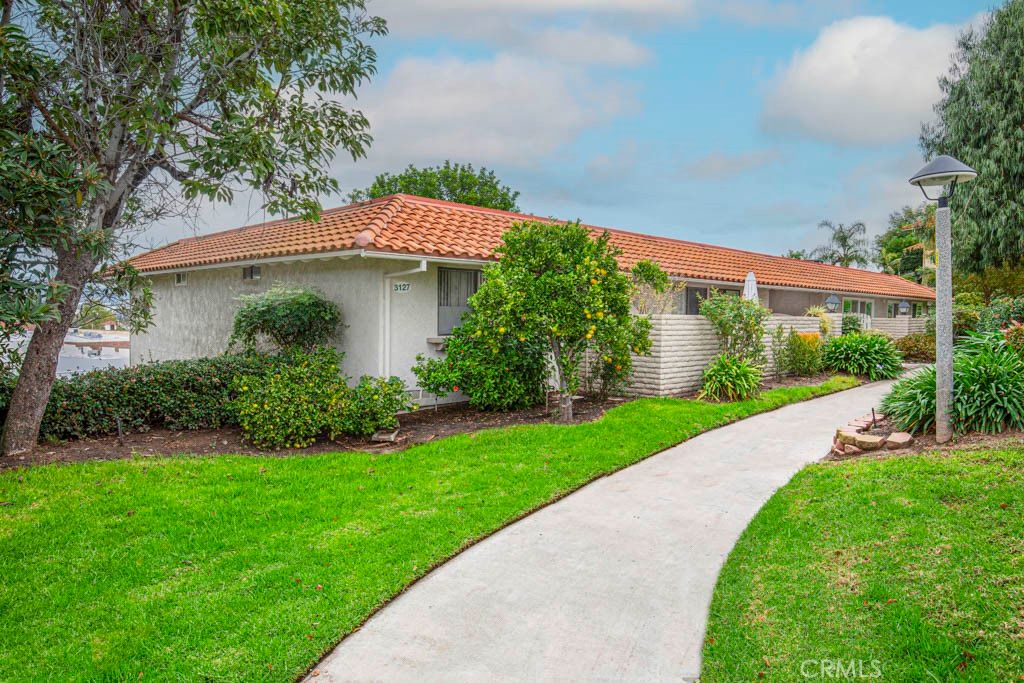 3127 Via Serena N N P, Laguna Woods, CA 92637