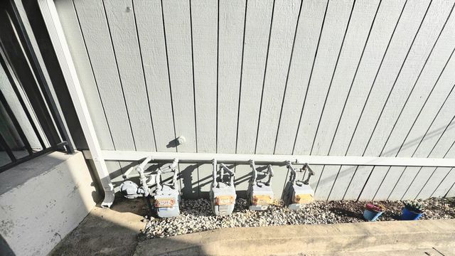 253 W Belleview Avenue, Porterville, CA 93257