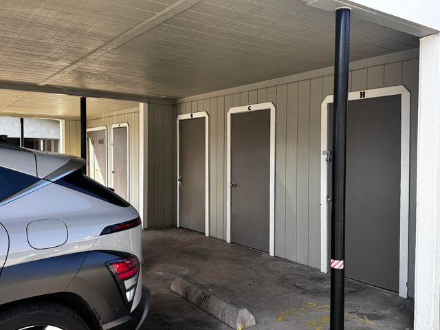 253 W Belleview Avenue, Porterville, CA 93257