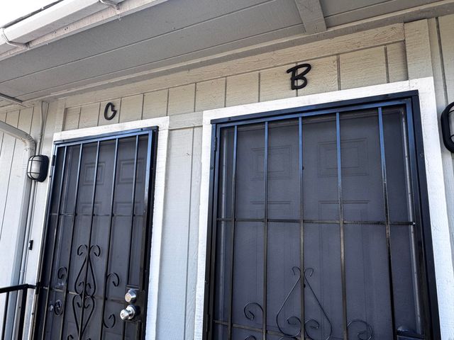 253 W Belleview Avenue, Porterville, CA 93257