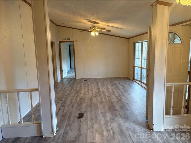 6 Shady Creek Lane, Leicester, NC 28748