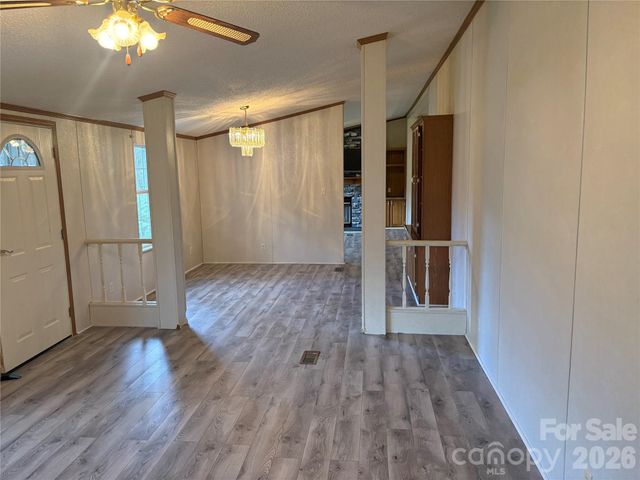 6 Shady Creek Lane, Leicester, NC 28748