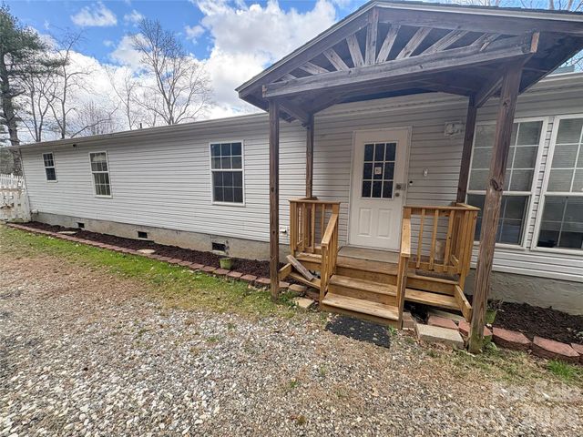 6 Shady Creek Lane, Leicester, NC 28748