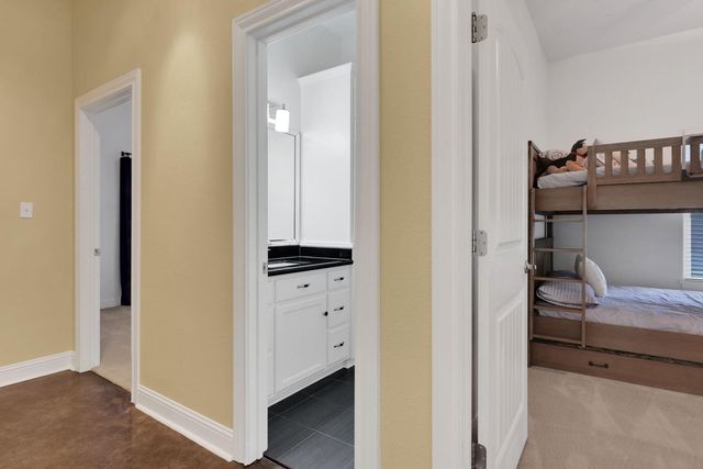 334 Sunset Drive, Livingston, TX 77351